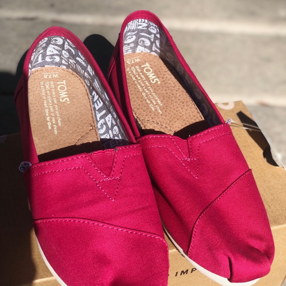 Brand new TOMS, Barberry Pink Canvas. Size 7.5